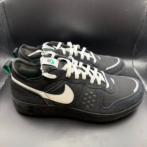 Nike C1ty Men Casual Shoe US Size 11 Black / Summit White / Green