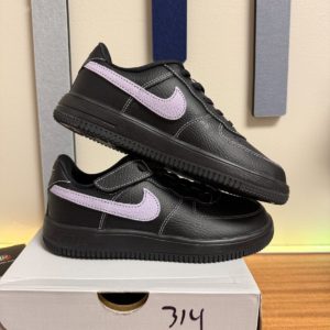 *NEW* Pre-School KIDS NIKE FORCE 1 LOW EASY ON (PS) Black/Hydrangia