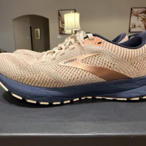Brooks Revel 5 Women's Running Shoes Taupe Rose Gold Navy Blue Sneakers Size 8
